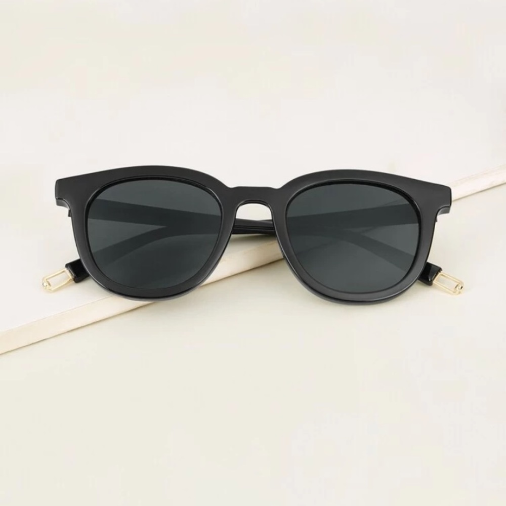 sunglasses - Picture 2 of 4